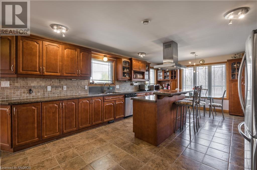910 26th Street E, Owen Sound, Ontario  N4K 5N3 - Photo 13 - 40555122