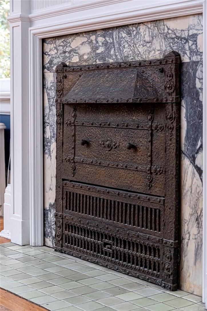 3 Ravenscliffe Avenue, Hamilton, Ontario  L8P 3M3 - Photo 34 - H4187978