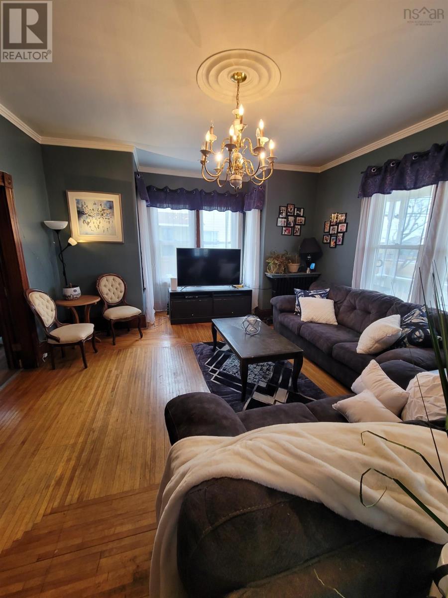 322 King Edward Street, Glace Bay, Nova Scotia  B1A 3W3 - Photo 14 - 202404733