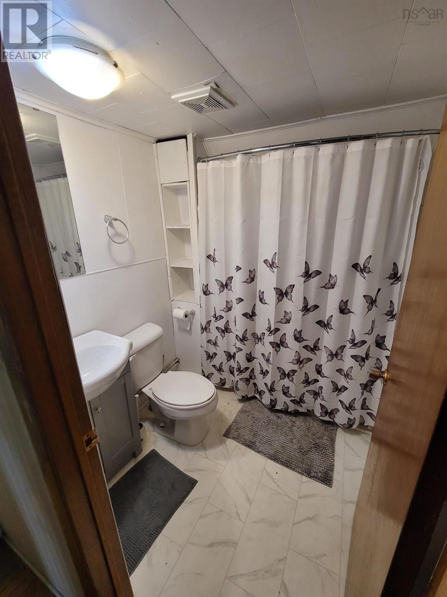 322 King Edward Street, Glace Bay, Nova Scotia  B1A 3W3 - Photo 33 - 202404733