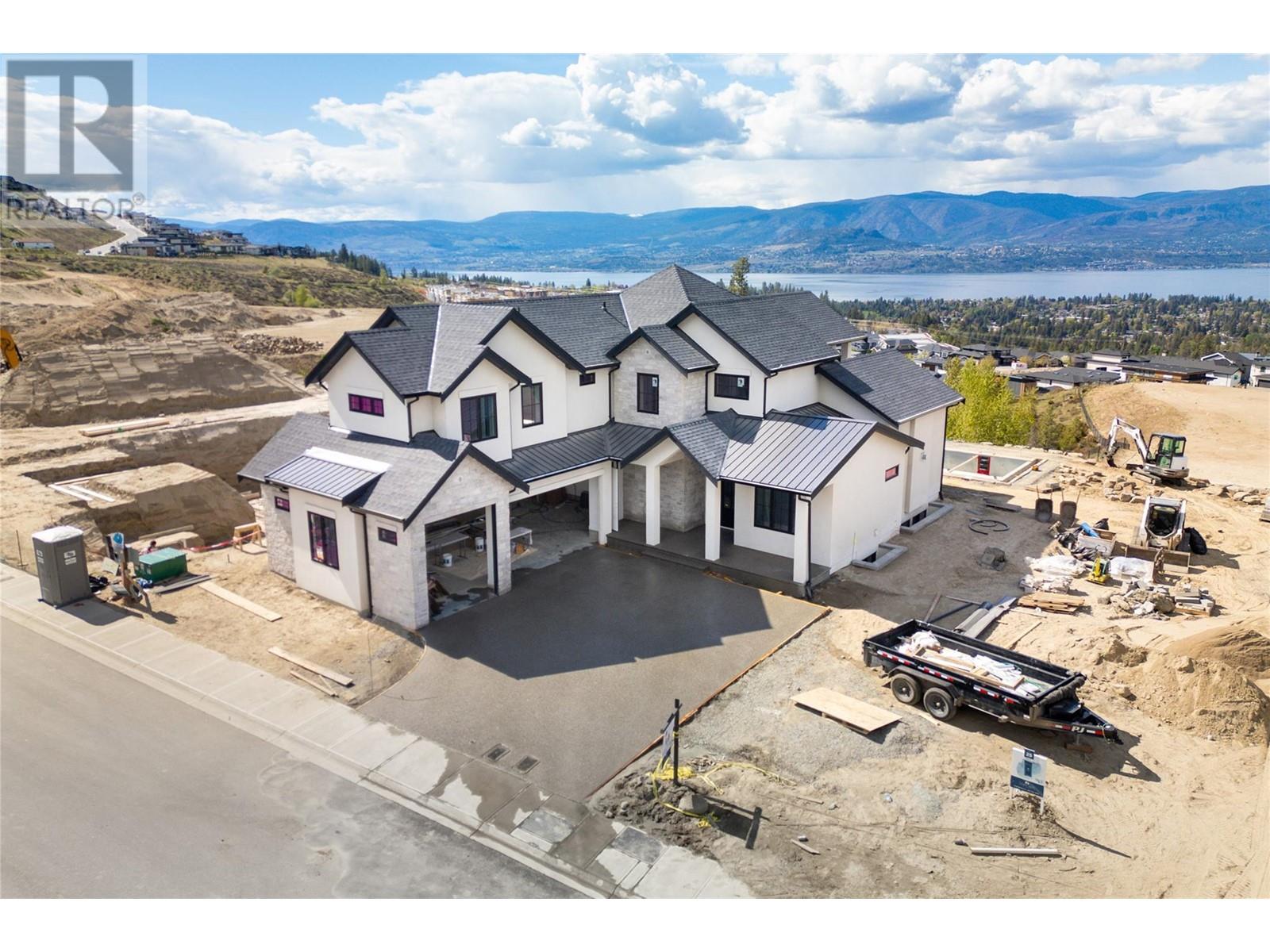 1440 Hill Spring Place, Upper Mission, Kelowna 2