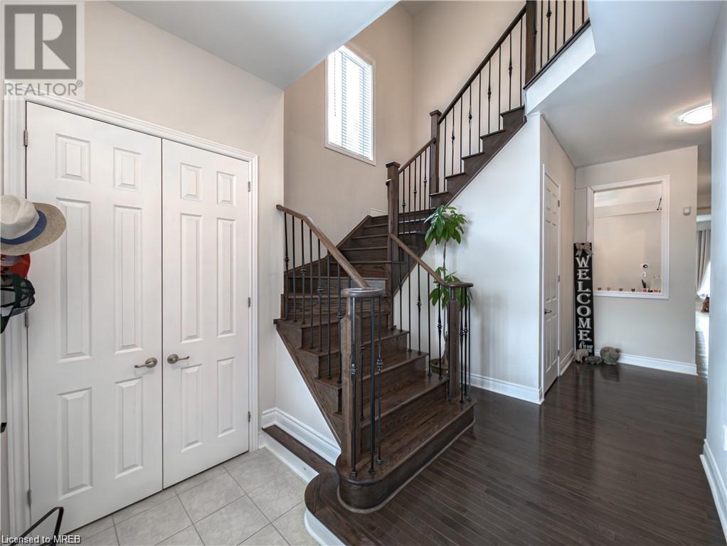 232 Niagara Trail, Georgetown, Ontario  L7G 0M4 - Photo 5 - 40555198