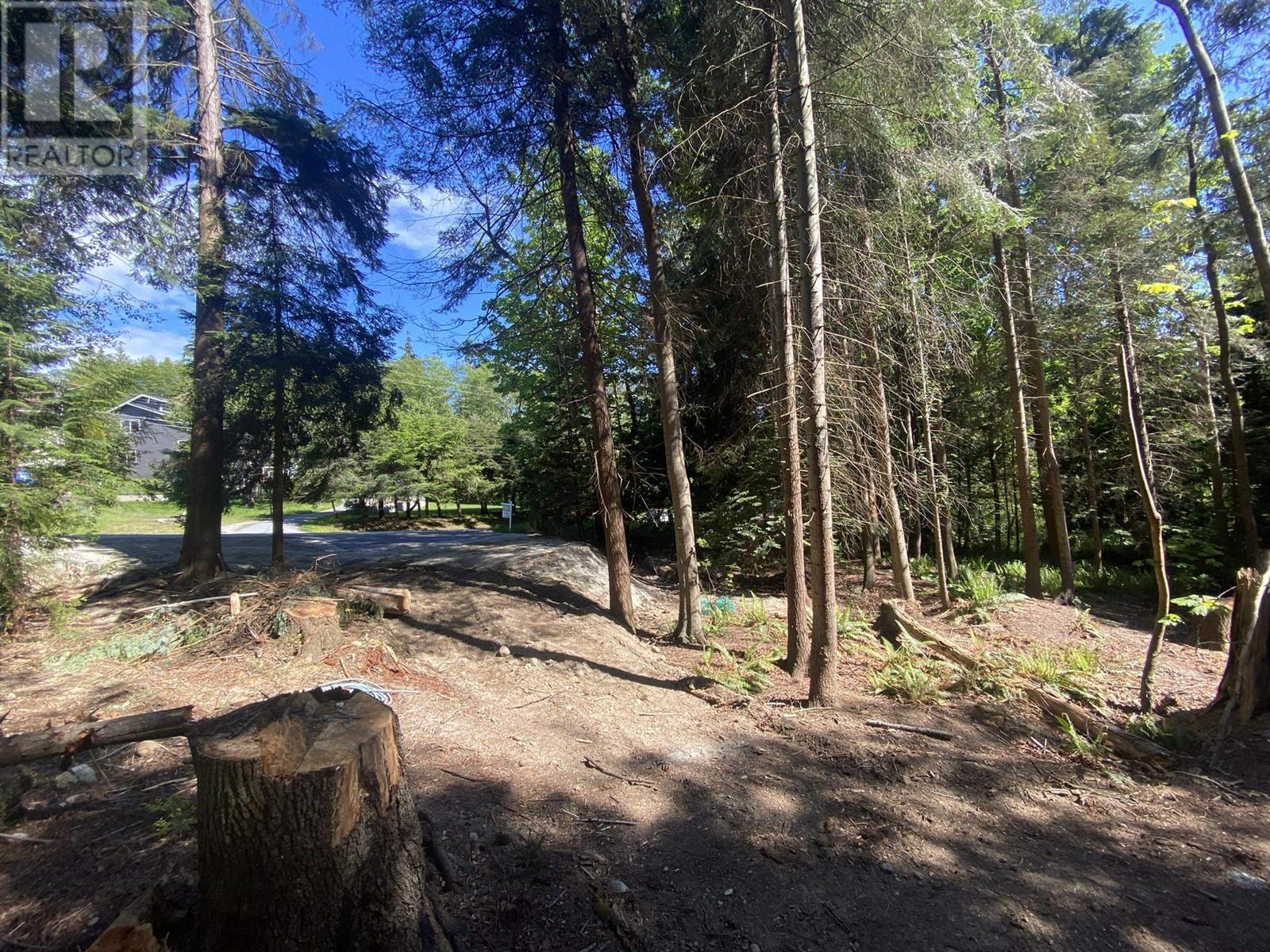 Lot B Grandview Road, Gibsons, British Columbia  V0N 1V5 - Photo 3 - R2860061