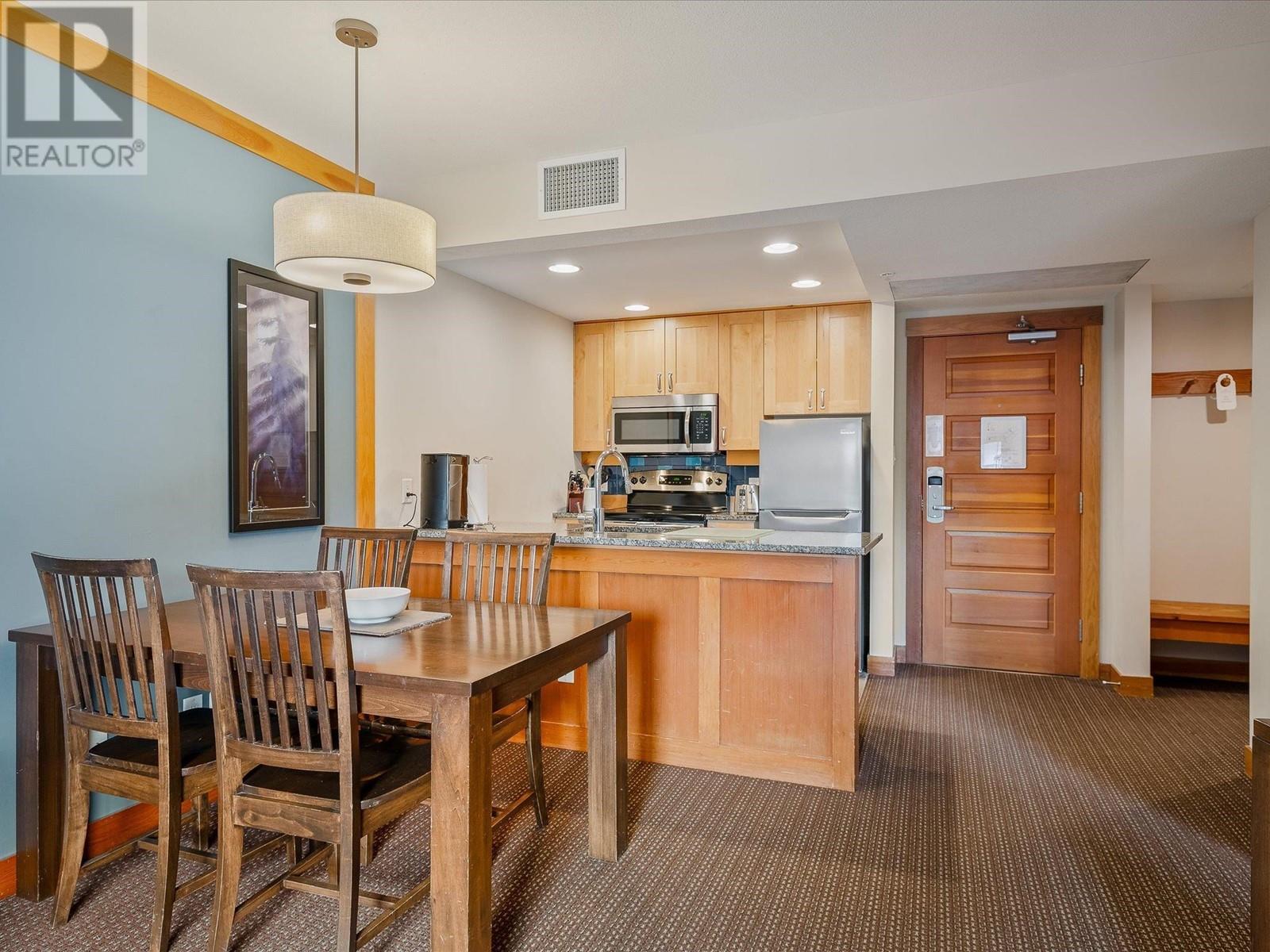 327c 2036 London Lane, Whistler, British Columbia  V8E 0N7 - Photo 5 - R2860072