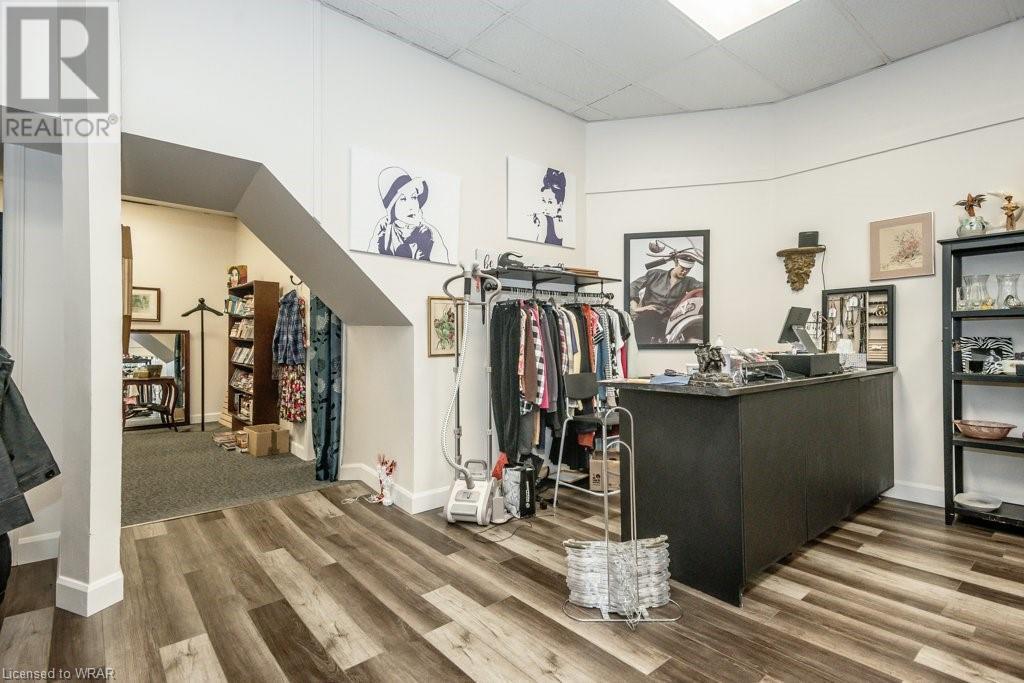 11 Queen Street E, Cambridge, Ontario  N3C 2A6 - Photo 8 - 40555290