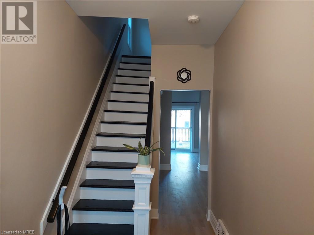 148 Gibson Avenue Unit# Main, Hamilton, Ontario  L8L 6J8 - Photo 2 - 40555063