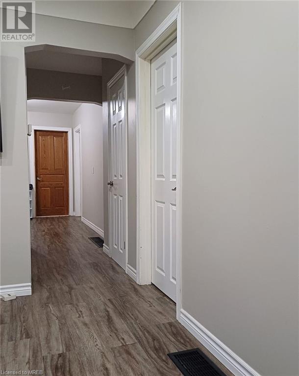 723 Rennie Street, Hamilton, Ontario  L8H 3R3 - Photo 6 - 40555344