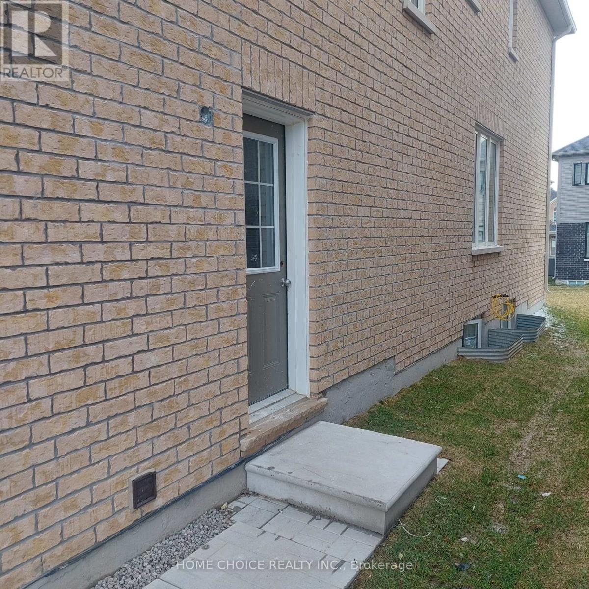 143 Terry Fox Dr, Barrie, Ontario  L9J 0L9 - Photo 6 - S7388912