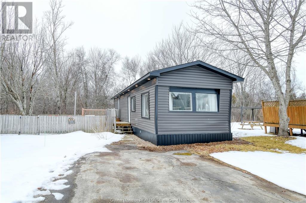 16 Fourth Ave, Pointe Du Chene, New Brunswick  E4P 4H7 - Photo 21 - M158014