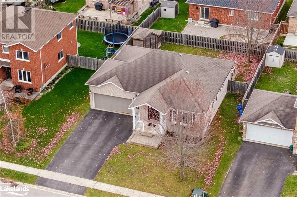 11 Knox Drive, Elmvale, Ontario L0L 1P0 (26634112) Bay Homes