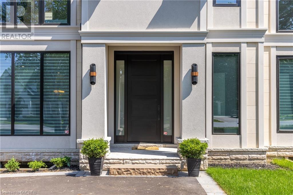1060 Melvin Avenue, Oakville, Ontario  L6J 2V9 - Photo 3 - 40554332
