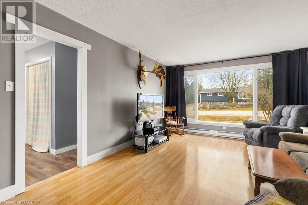125 John Street, Feversham, Ontario  N0C 1C0 - Photo 8 - 40553188