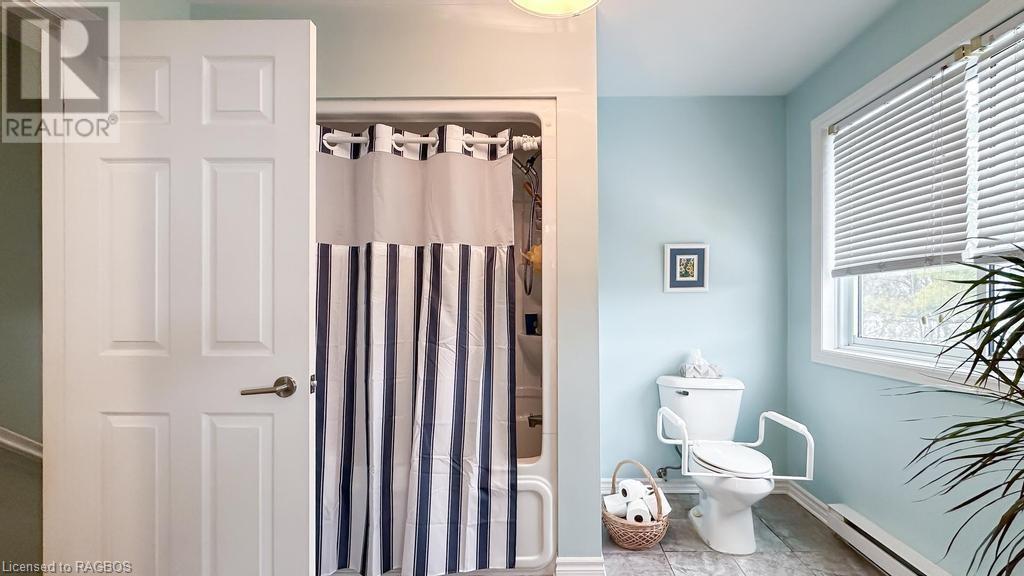 34 Emmerton Place, Huron-Kinloss, Ontario  N2Z 0B3 - Photo 15 - 40534119