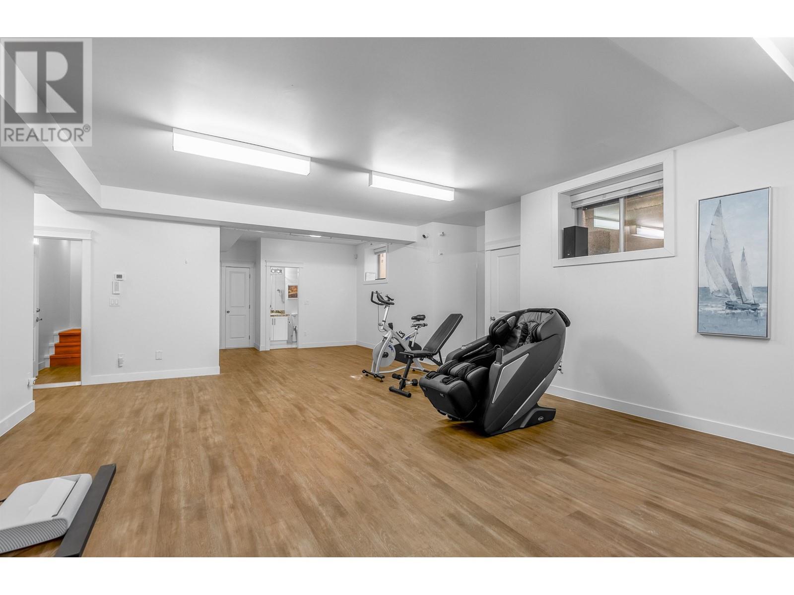 5775 Laurel Street, Burnaby, British Columbia  V5G 1N4 - Photo 29 - R2860141