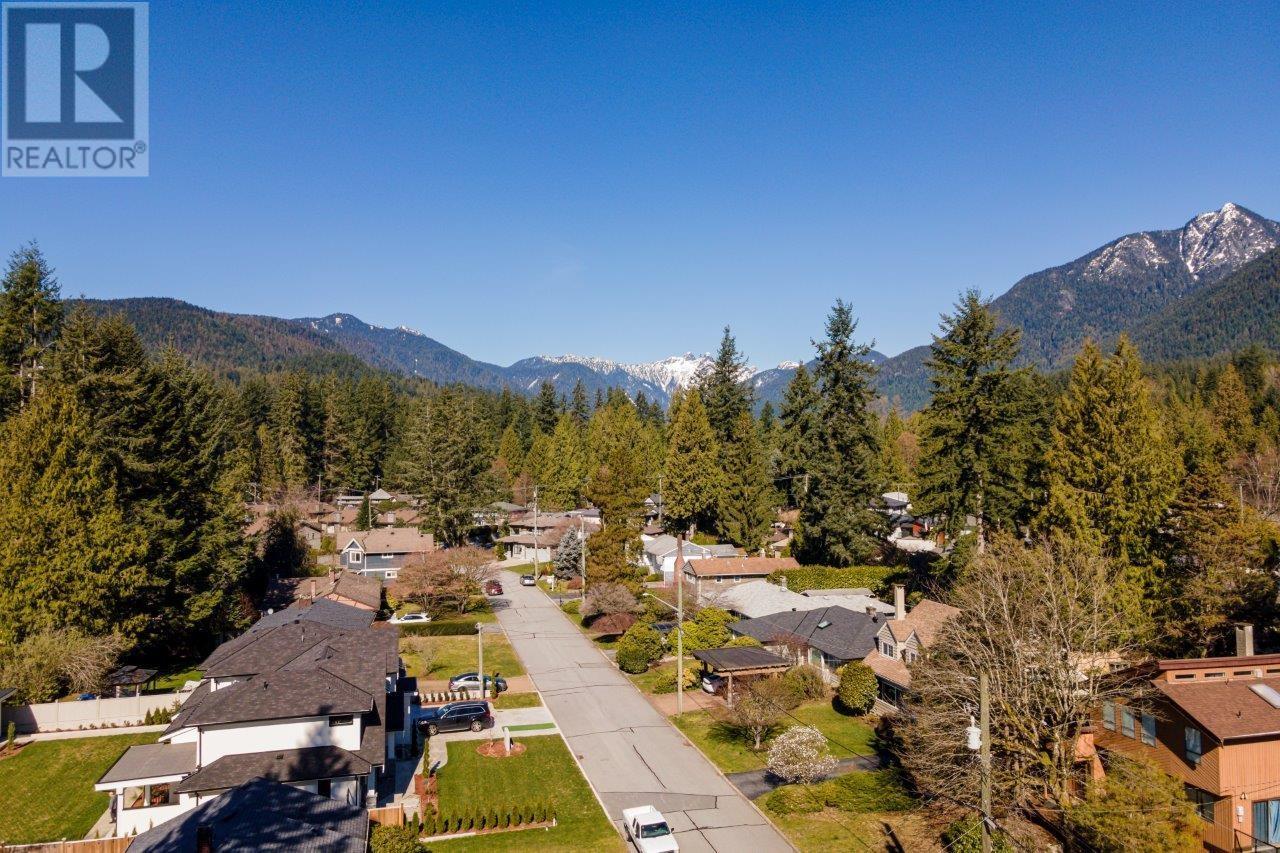 1050 Marigold Avenue, North Vancouver, British Columbia  V7R 2E2 - Photo 33 - R2860155