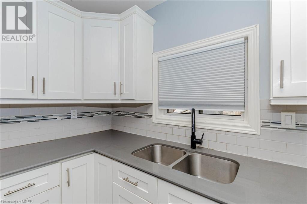 51 Francis Street, Hamilton, Ontario  L8L 3V2 - Photo 14 - 40555707