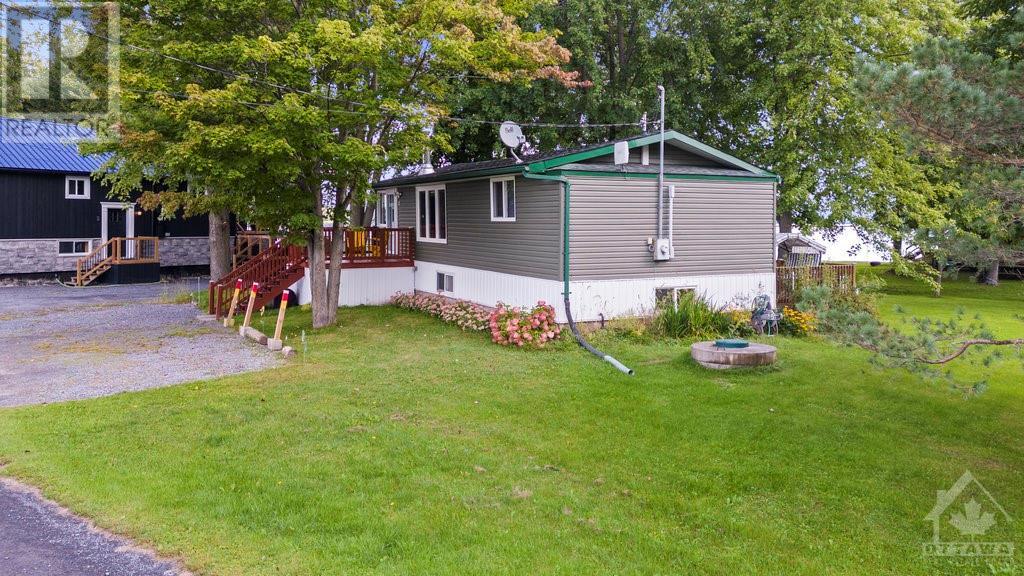 2919 OLD HIGHWAY 17 ROAD UNIT#4 Clarence-Rockland