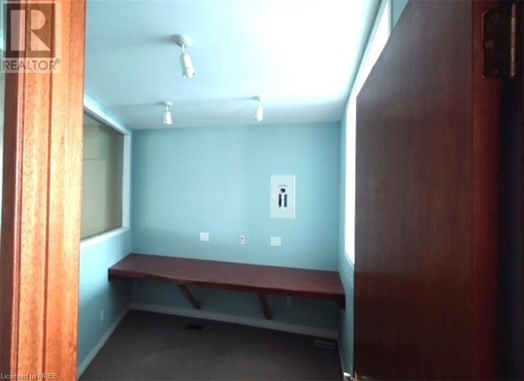 267 10th Street, Hanover, Ontario  N4N 1P1 - Photo 2 - 40555414