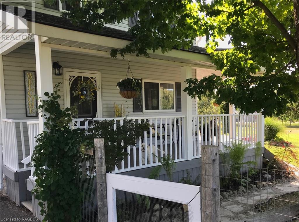 120 Havelock Street, Georgian Bluffs, Ontario  N0H 2T0 - Photo 2 - 40552923