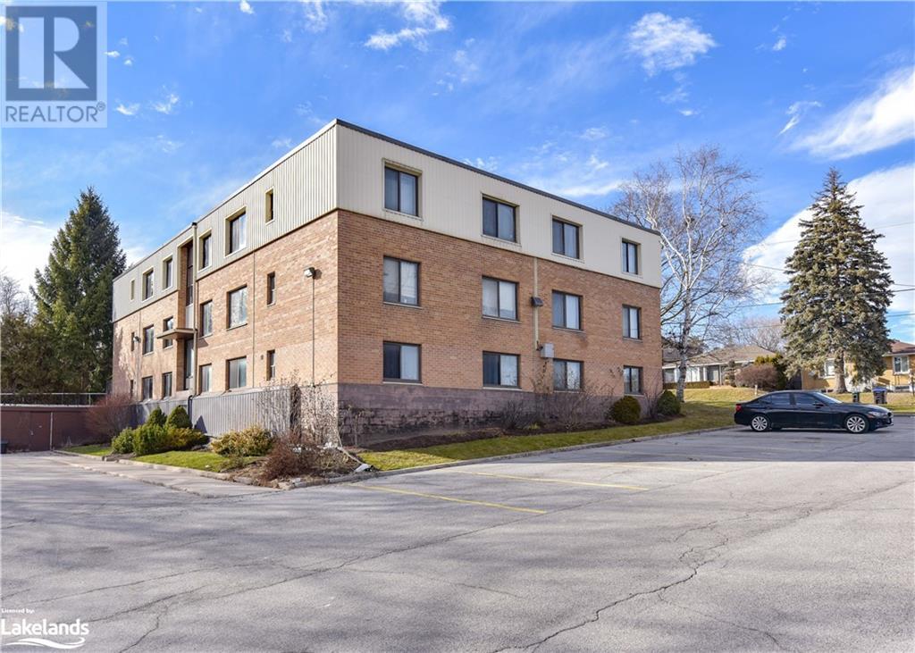 136 Scanlon Avenue Unit# 5, Bradford, Ontario  L3Z 1G6 - Photo 3 - 40555856