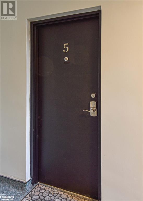 136 Scanlon Avenue Unit# 5, Bradford, Ontario  L3Z 1G6 - Photo 5 - 40555856