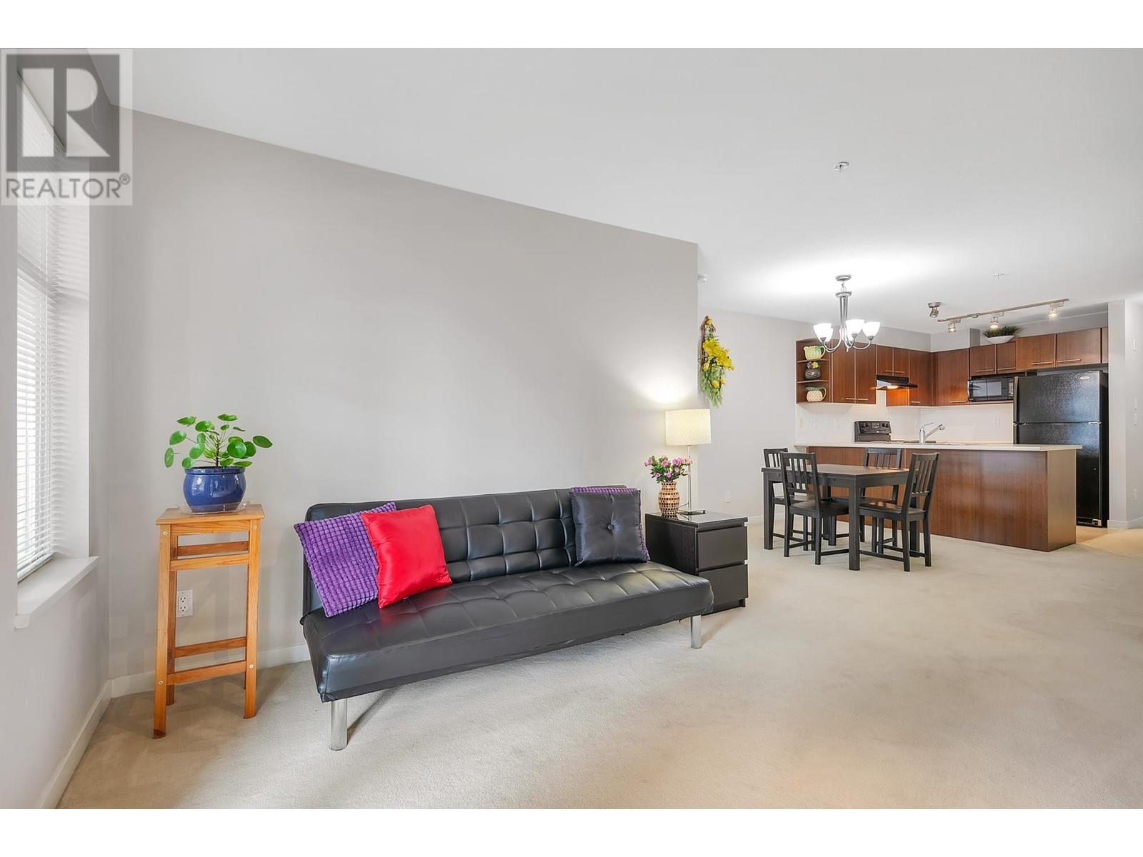218 4868 Brentwood Drive, Burnaby, British Columbia  V5C 0C2 - Photo 11 - R2860210
