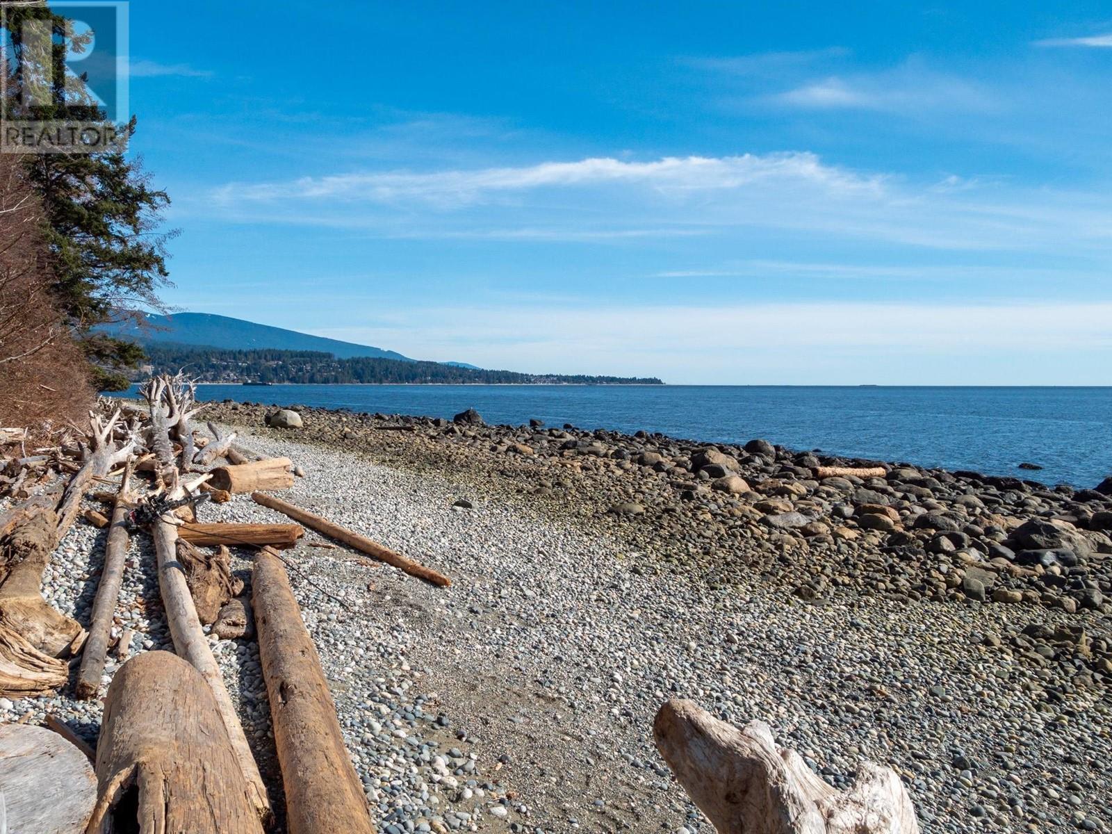 6315 Sunshine Coast Highway, Sechelt, British Columbia  V7Z 0M3 - Photo 19 - R2860159