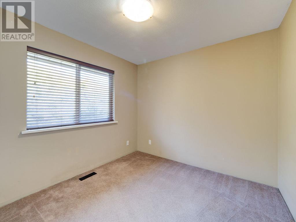 5856 Trail Avenue, Sechelt, British Columbia  V7Z 0R4 - Photo 20 - R2860161