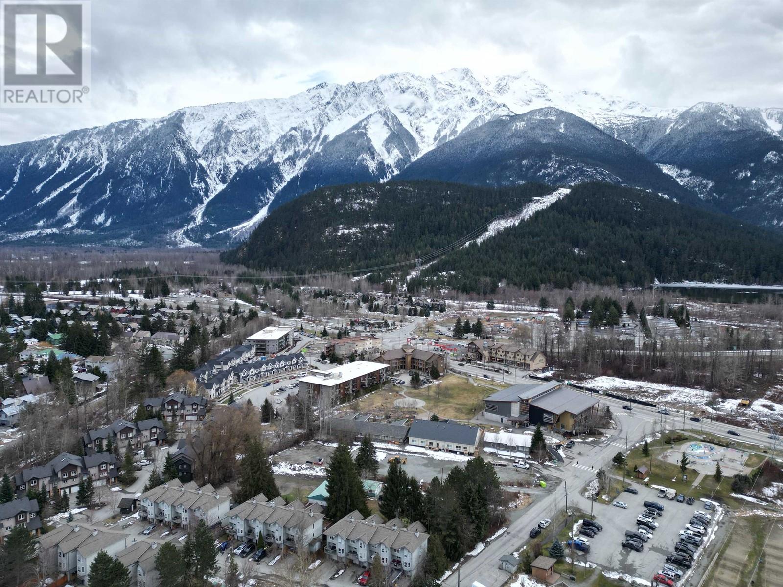 7398 Cottonwood Road, Pemberton, British Columbia  V0N 2L0 - Photo 5 - R2860012