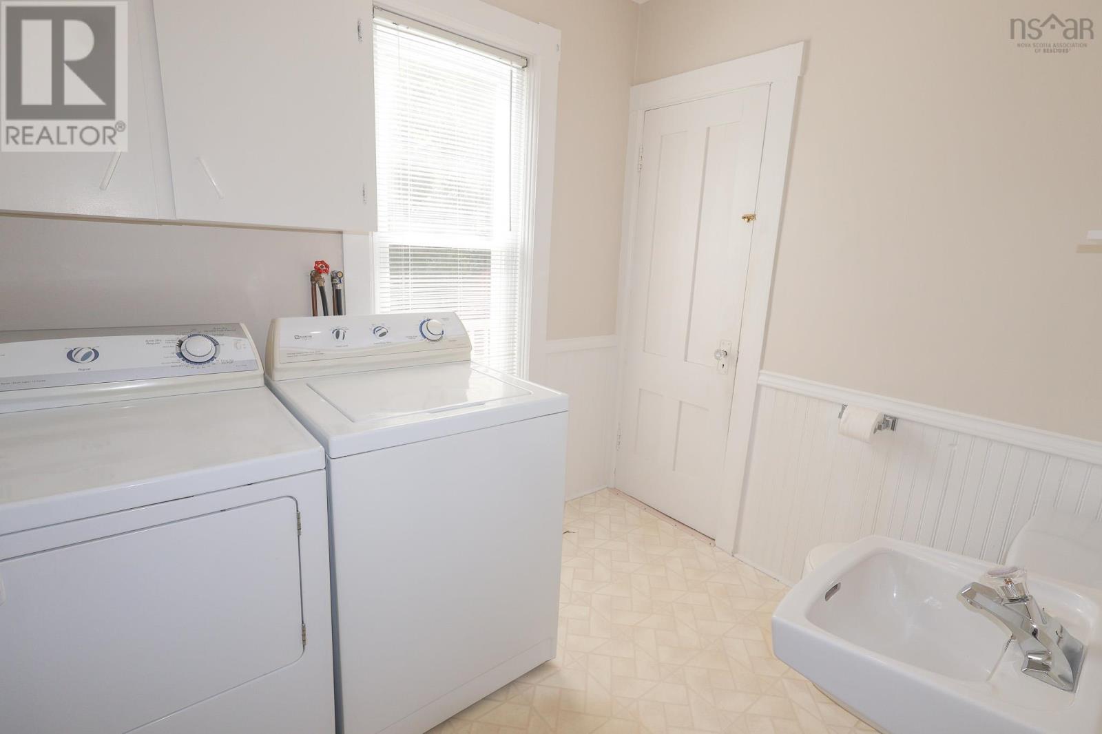 89 Clairmont Street, Mahone Bay, Nova Scotia  B0J 2E0 - Photo 11 - 202404835