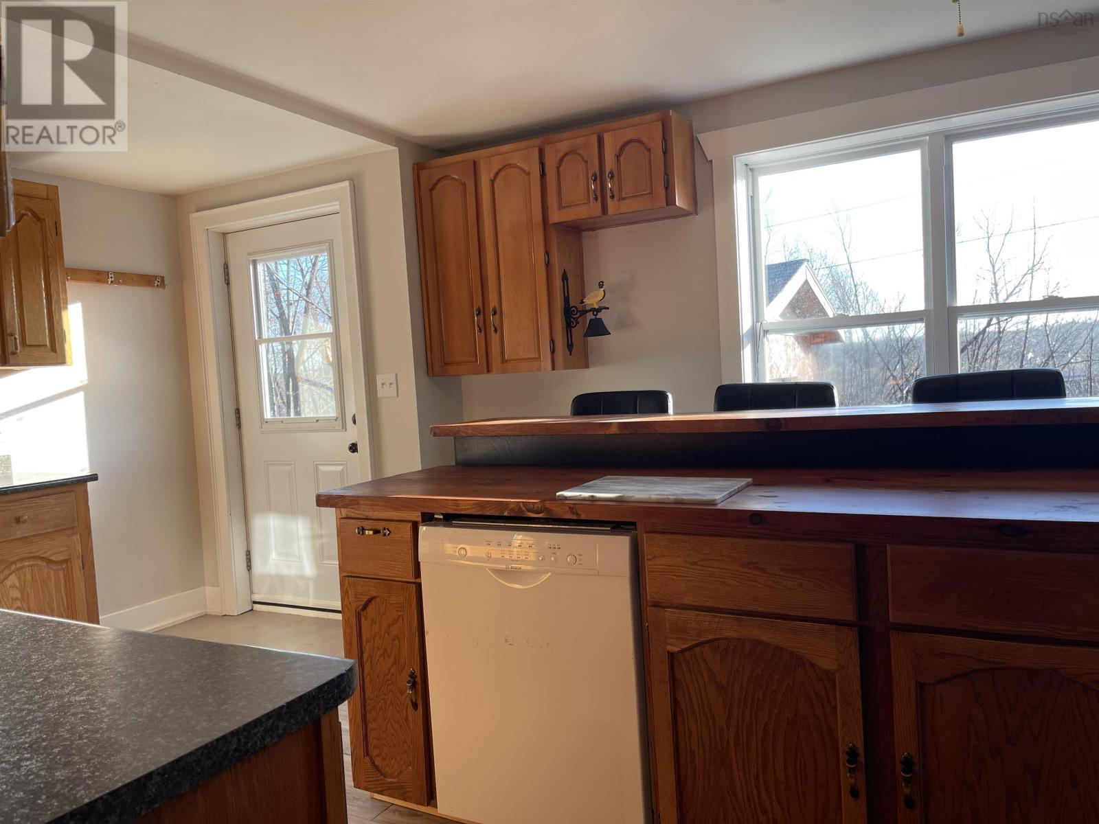135 River Street, Stellarton, Nova Scotia  B0K 1S0 - Photo 9 - 202404839