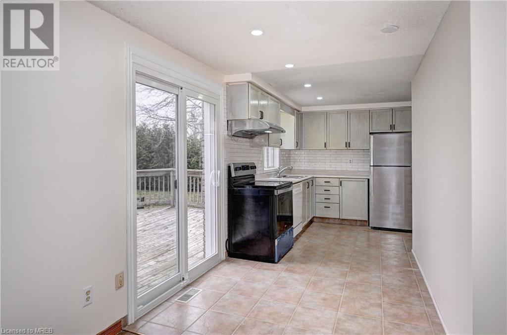 586 Champlain Boulevard, Cambridge, Ontario  N1R 7Z4 - Photo 18 - 40555801