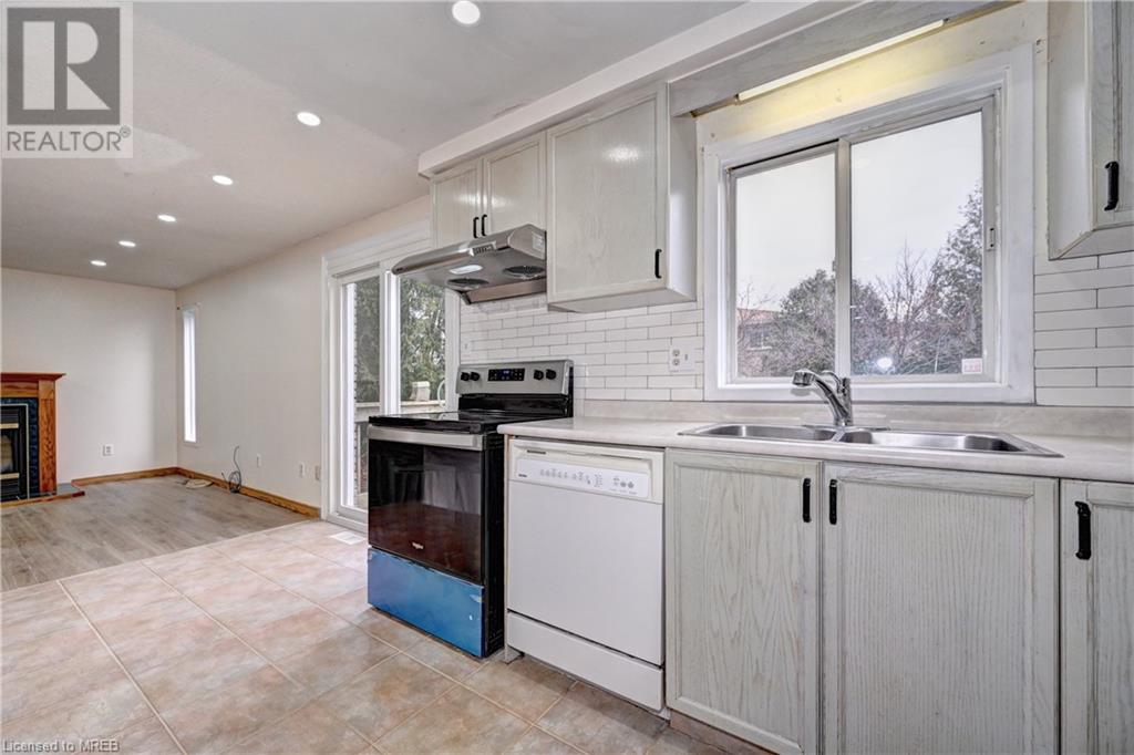 586 Champlain Boulevard, Cambridge, Ontario  N1R 7Z4 - Photo 20 - 40555801