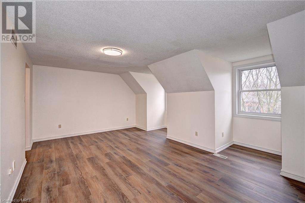586 Champlain Boulevard, Cambridge, Ontario  N1R 7Z4 - Photo 26 - 40555801