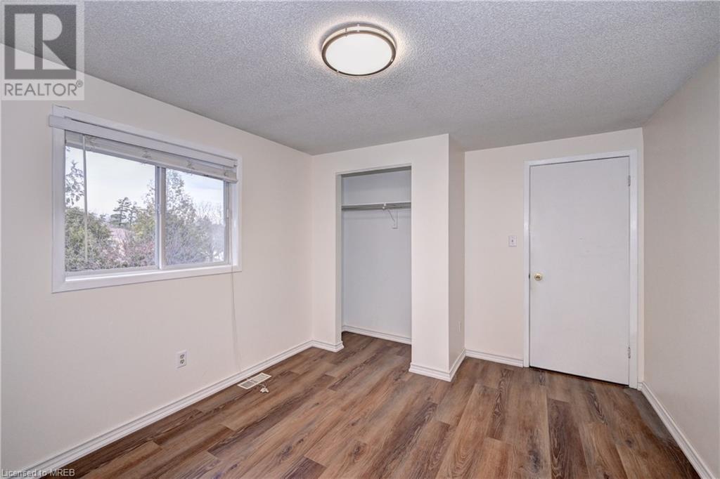586 Champlain Boulevard, Cambridge, Ontario  N1R 7Z4 - Photo 32 - 40555801