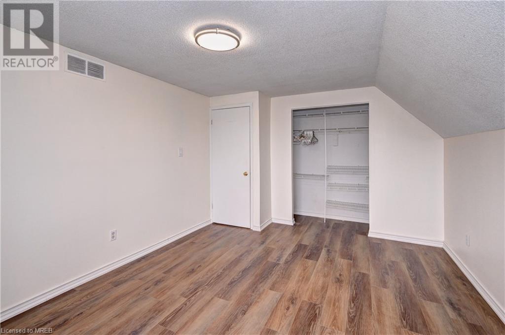 586 Champlain Boulevard, Cambridge, Ontario  N1R 7Z4 - Photo 37 - 40555801