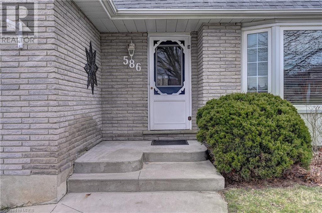 586 Champlain Boulevard, Cambridge, Ontario  N1R 7Z4 - Photo 4 - 40555801
