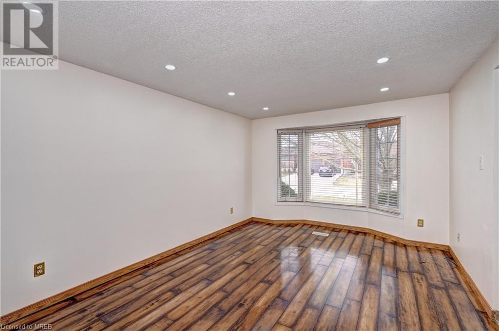 586 Champlain Boulevard, Cambridge, Ontario  N1R 7Z4 - Photo 6 - 40555801