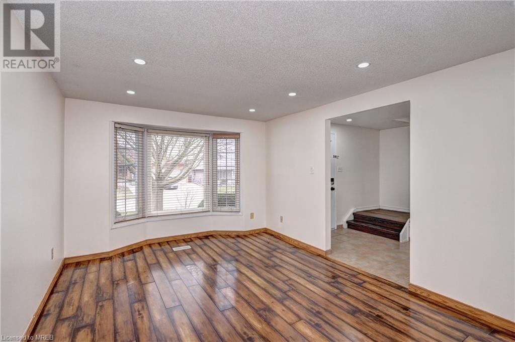 586 Champlain Boulevard, Cambridge, Ontario  N1R 7Z4 - Photo 7 - 40555801