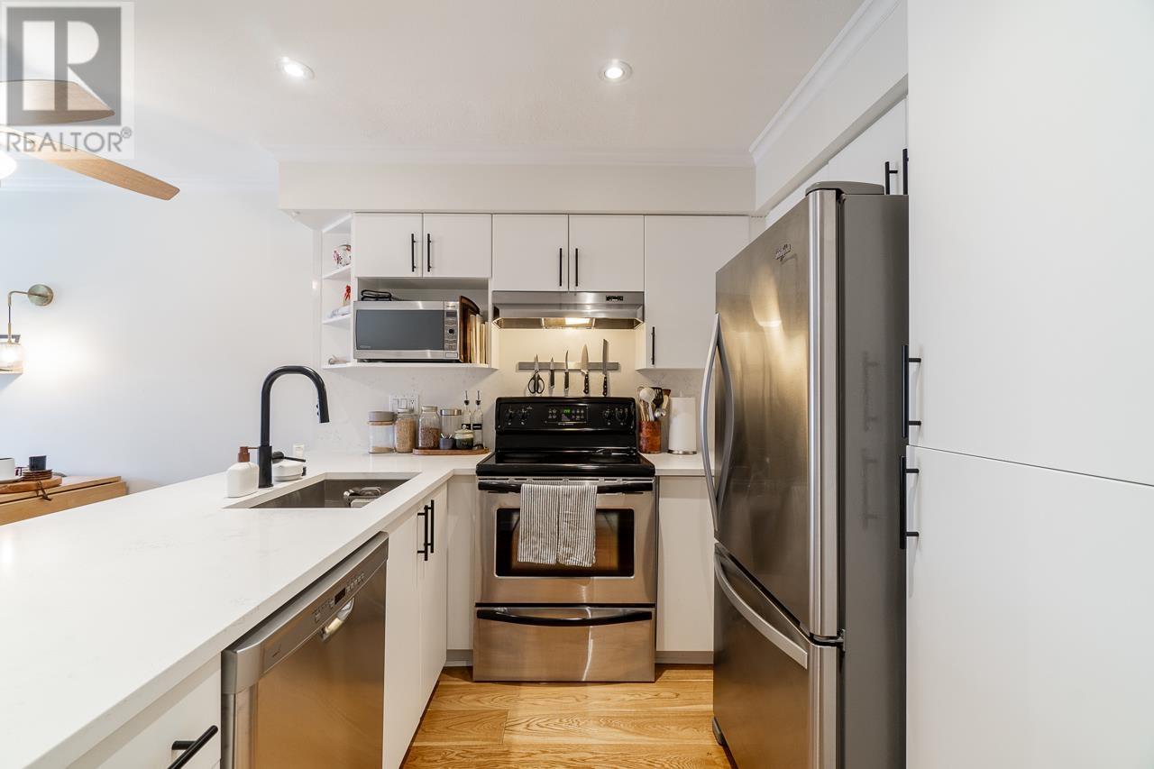 208 332 Lonsdale Avenue, North Vancouver, British Columbia  V7M 3M5 - Photo 11 - R2860331
