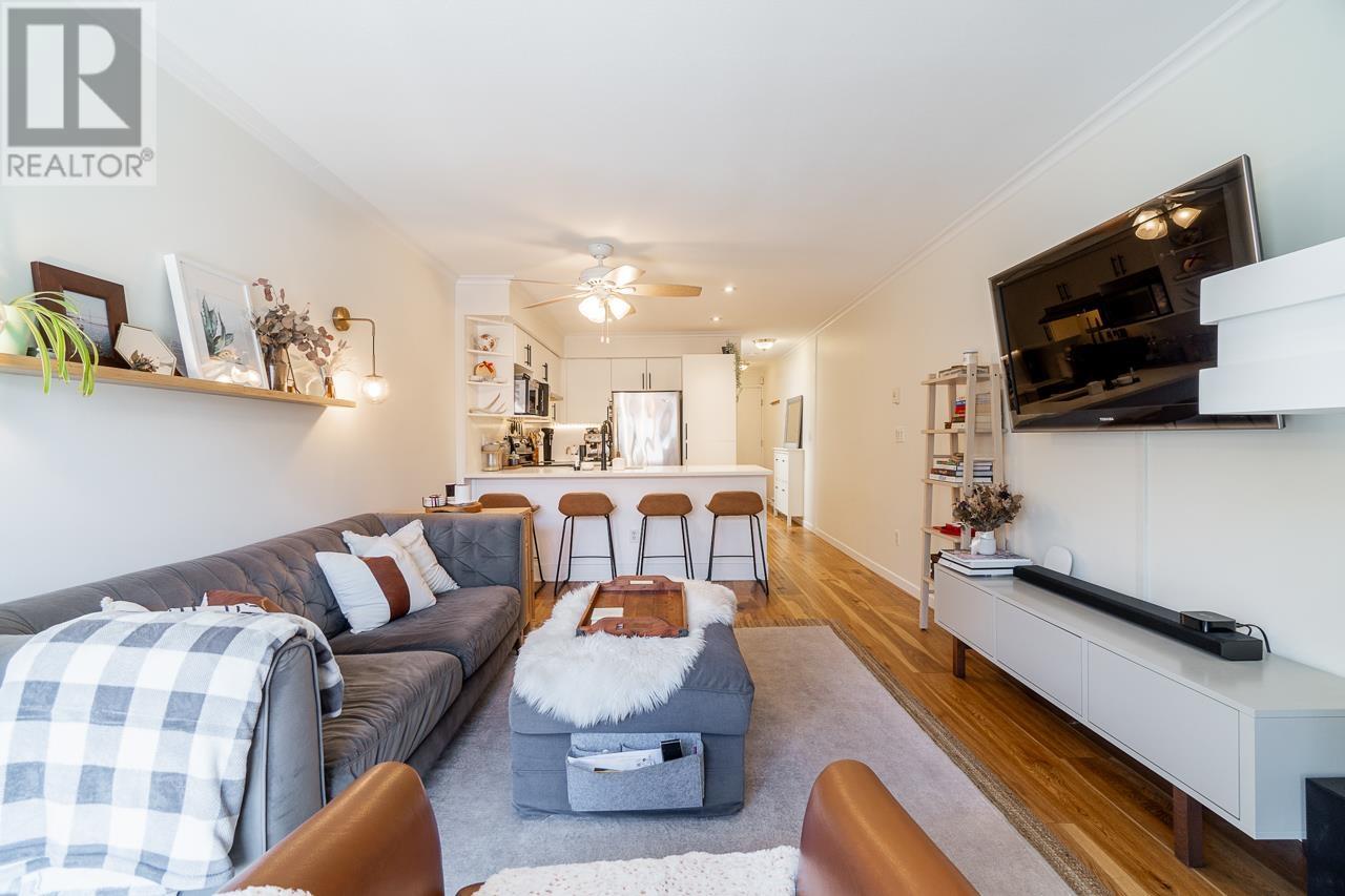 208 332 Lonsdale Avenue, North Vancouver, British Columbia  V7M 3M5 - Photo 4 - R2860331