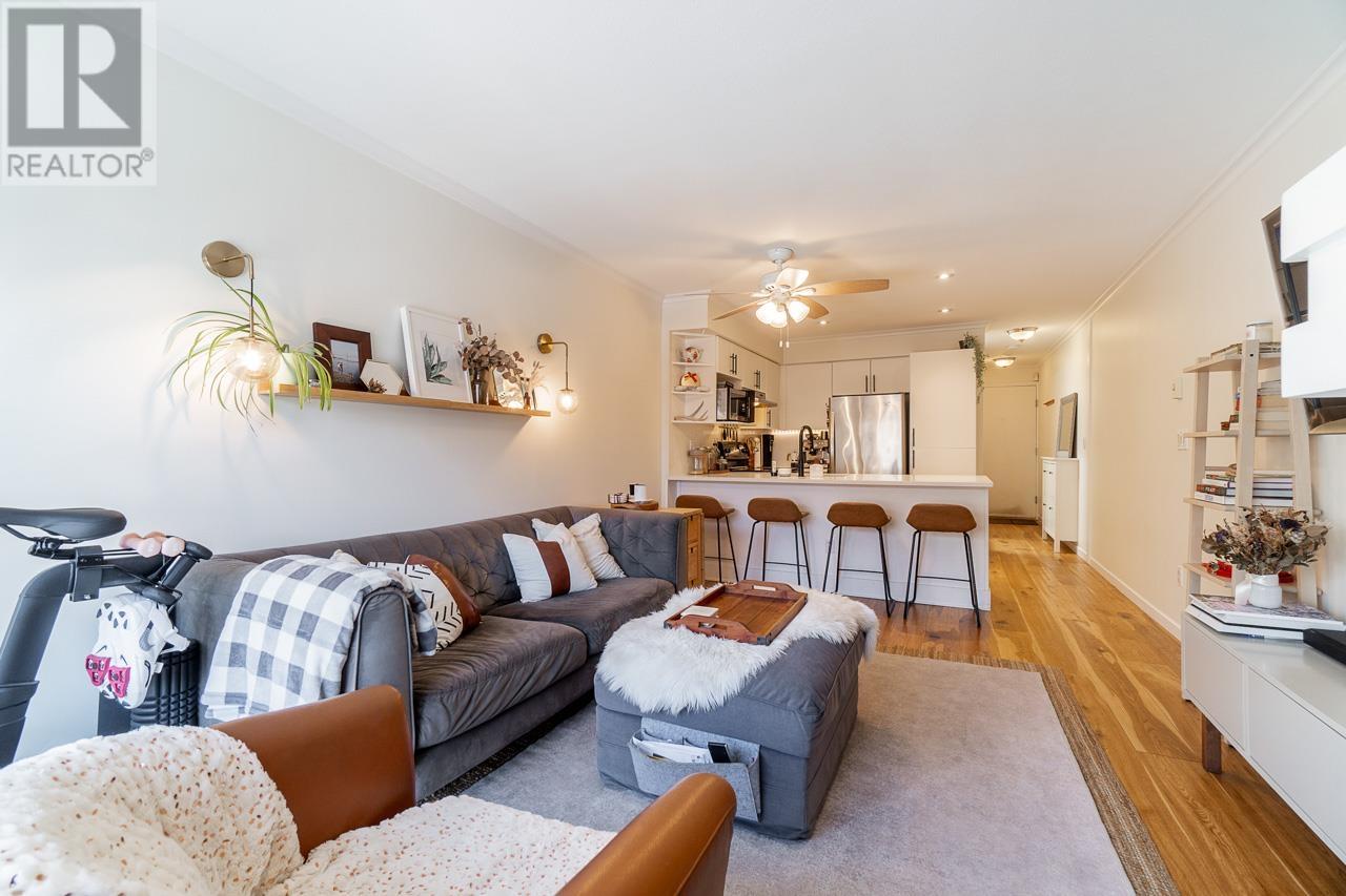 208 332 Lonsdale Avenue, North Vancouver, British Columbia  V7M 3M5 - Photo 8 - R2860331