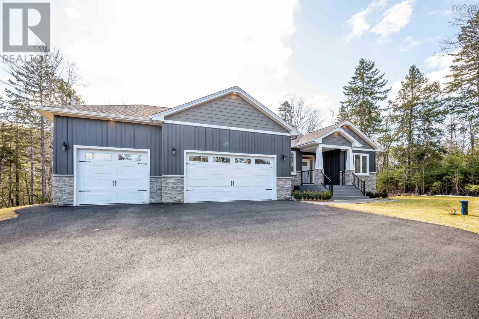 143 Cindy Drive, Grand Lake, Nova Scotia  B2T 1B5 - Photo 2 - 202404825
