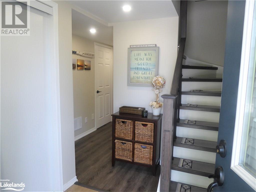 17 Valleymede Court, Collingwood, Ontario  L9Y 3Y9 - Photo 4 - 40555774