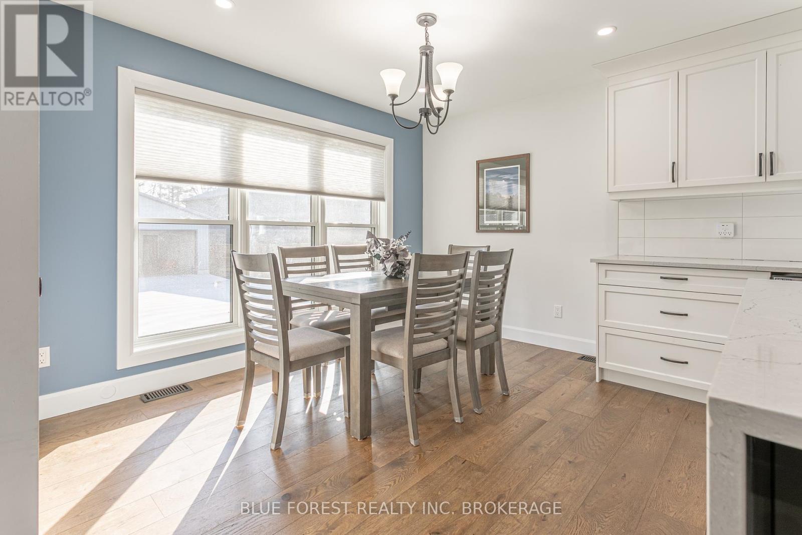 2518 Dorchester Rd, Thames Centre, Ontario  N0L 1G3 - Photo 13 - X8150516