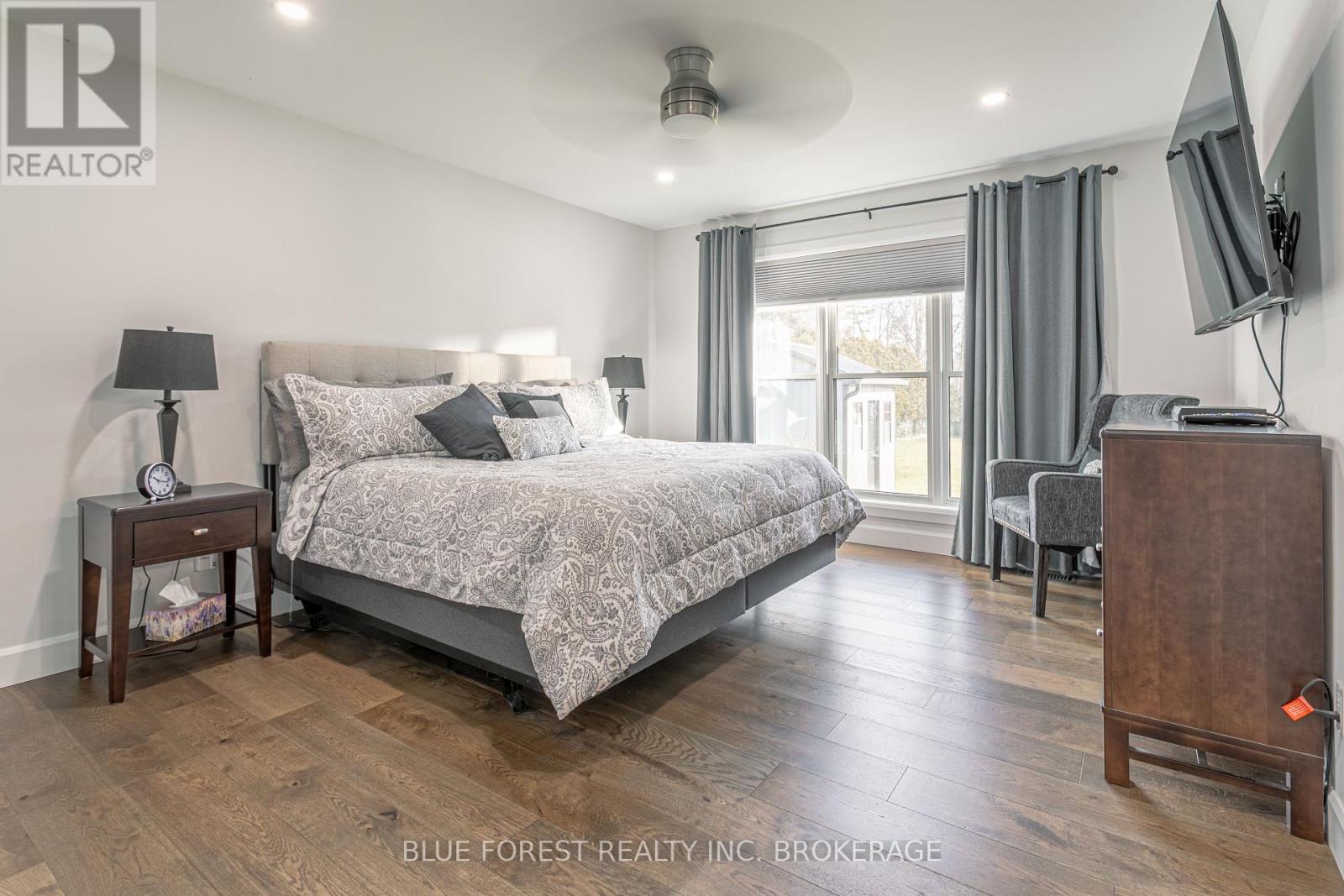 2518 Dorchester Rd, Thames Centre, Ontario  N0L 1G3 - Photo 15 - X8150516