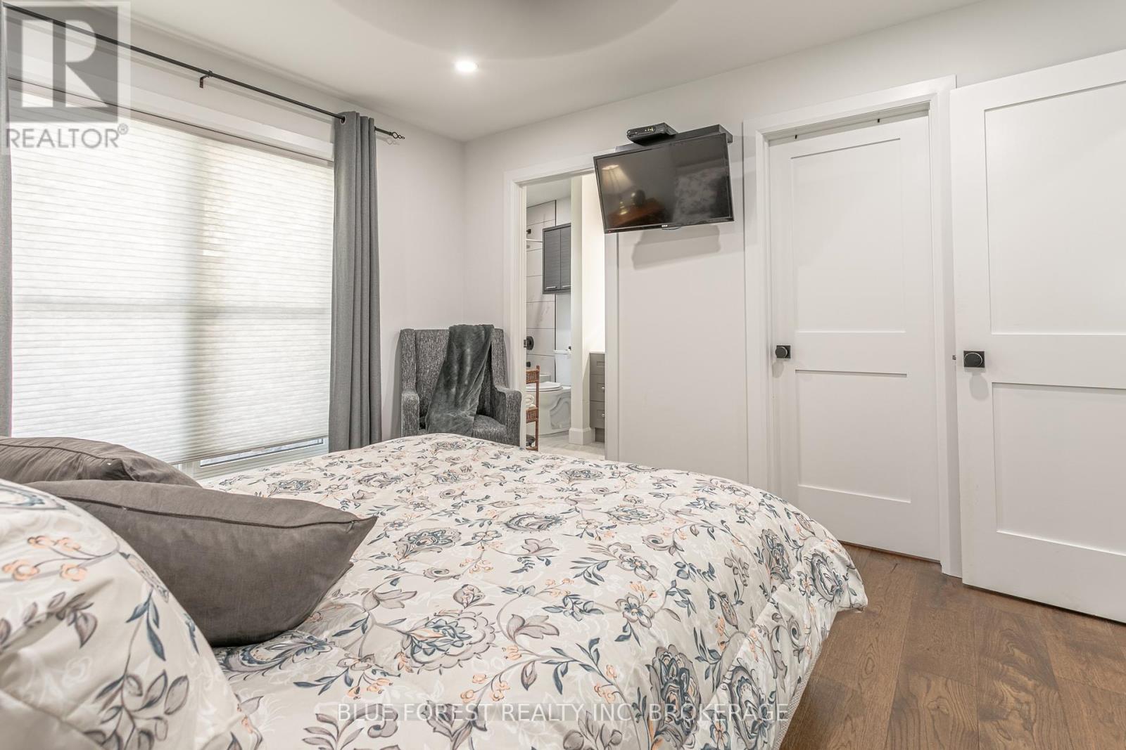 2518 Dorchester Rd, Thames Centre, Ontario  N0L 1G3 - Photo 18 - X8150516