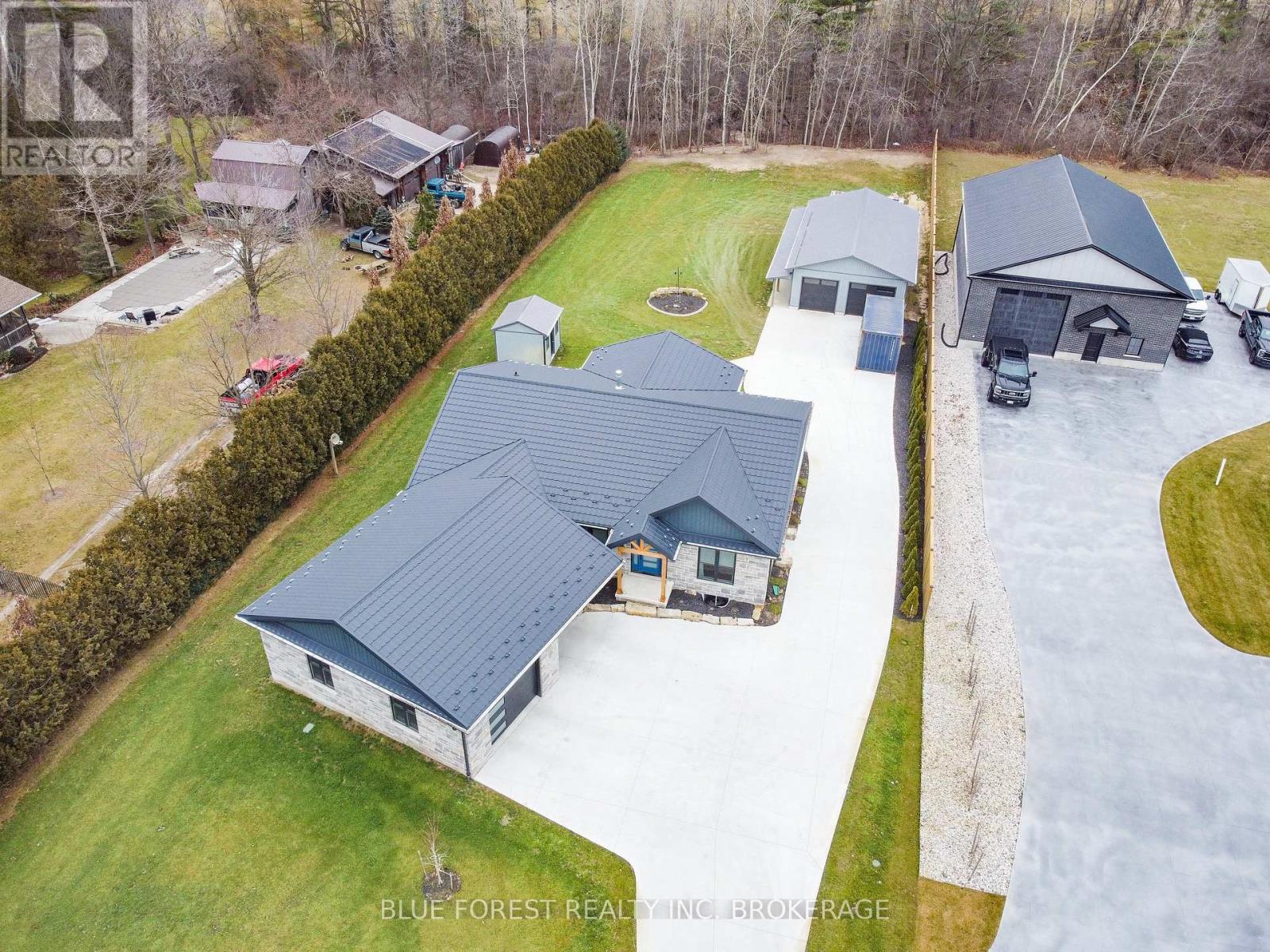 2518 Dorchester Rd, Thames Centre, Ontario  N0L 1G3 - Photo 2 - X8150516