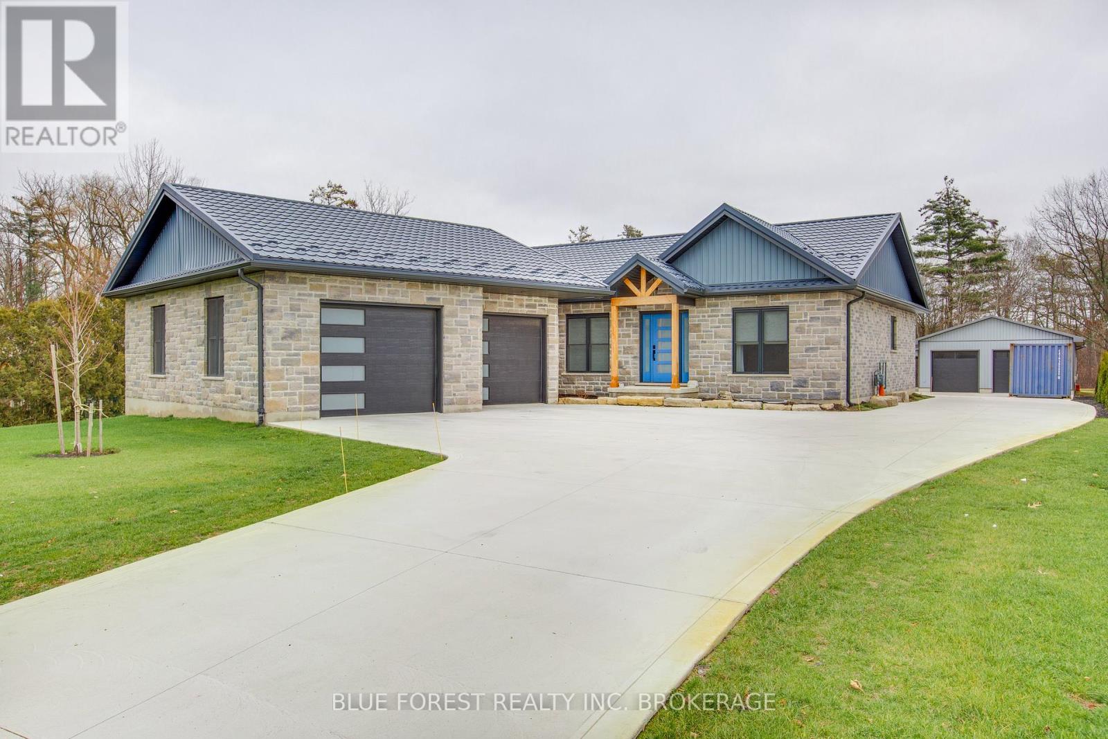 2518 Dorchester Rd, Thames Centre, Ontario  N0L 1G3 - Photo 31 - X8150516