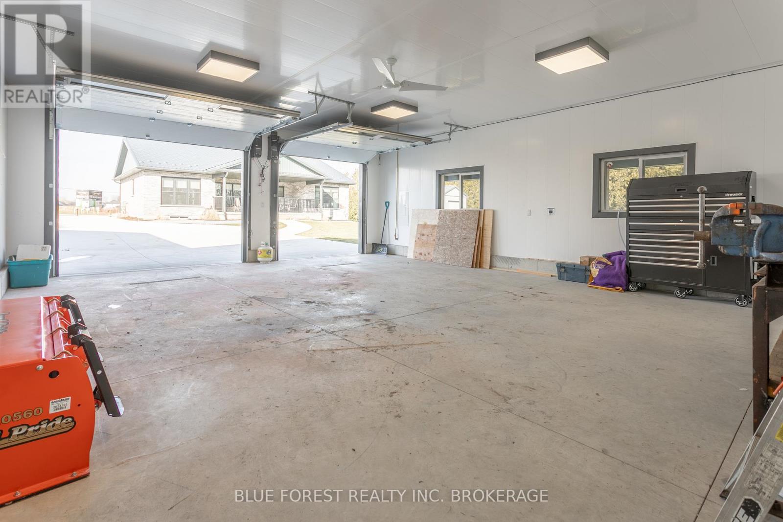 2518 Dorchester Rd, Thames Centre, Ontario  N0L 1G3 - Photo 32 - X8150516